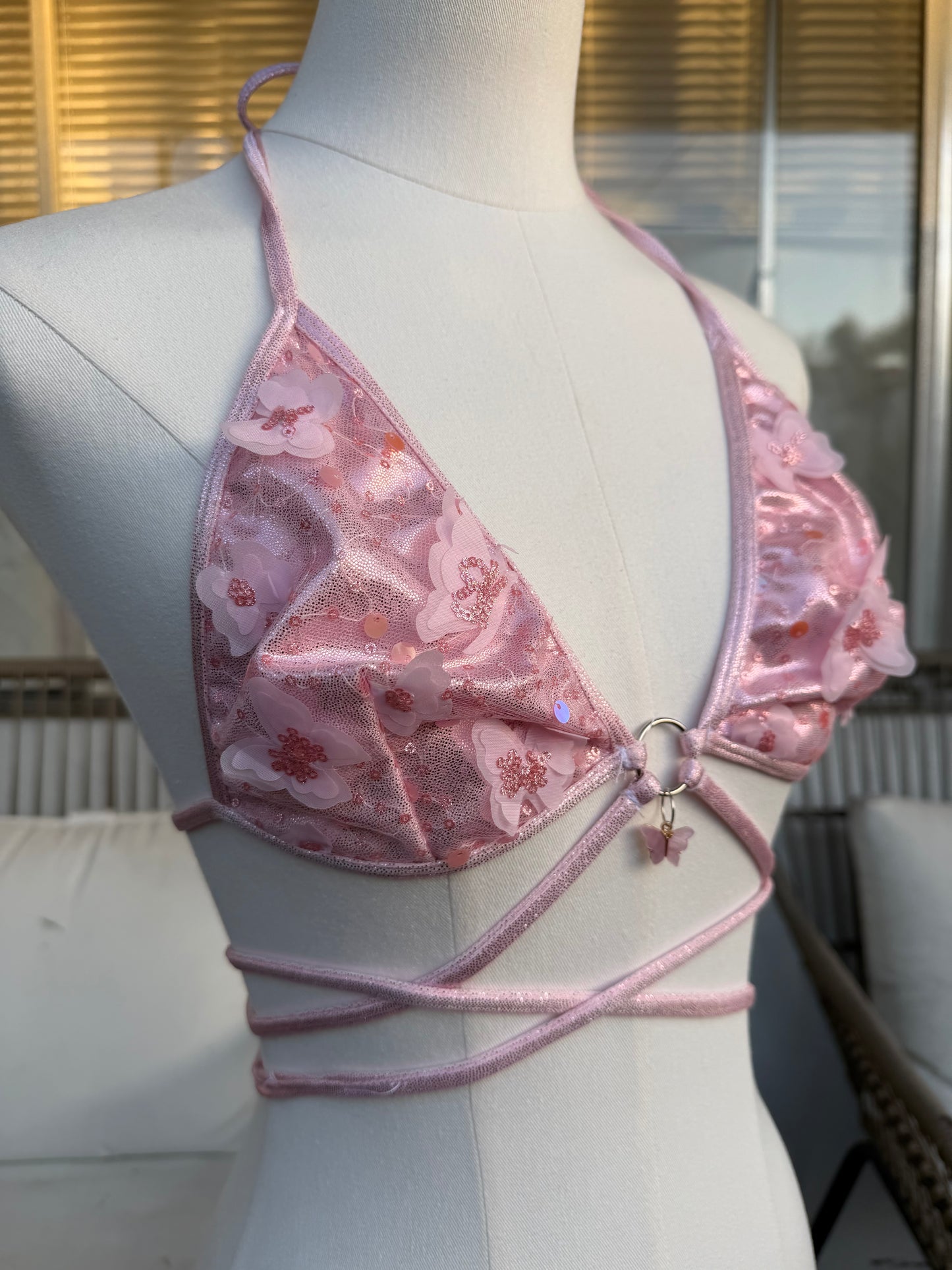 FLUTTER TOP - SAMPLE SALE