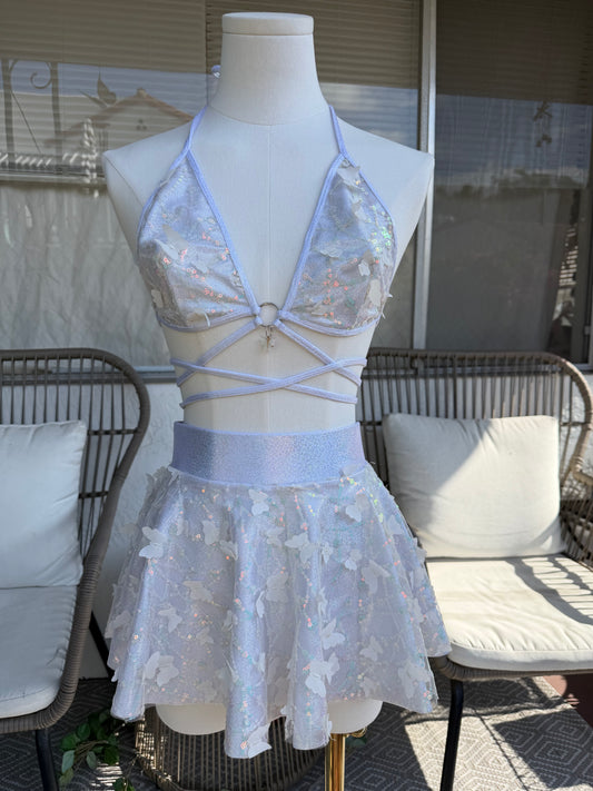WHITE FLUTTER - SAMPLE SALE