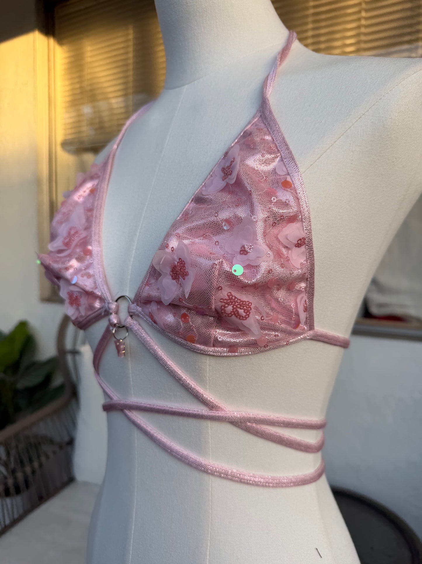 FLUTTER TOP - SAMPLE SALE