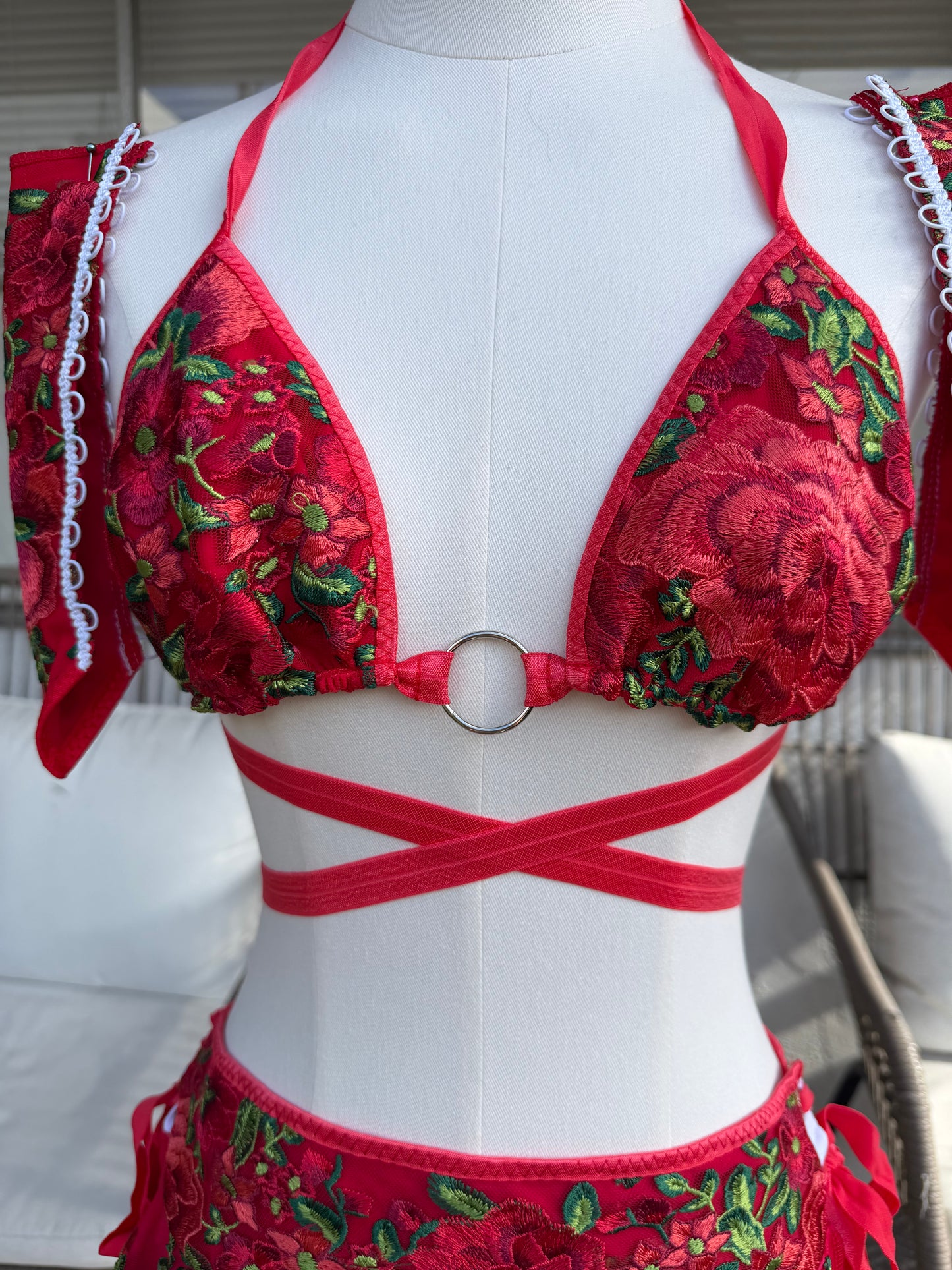 RED FLOWER - SAMPLE SALE